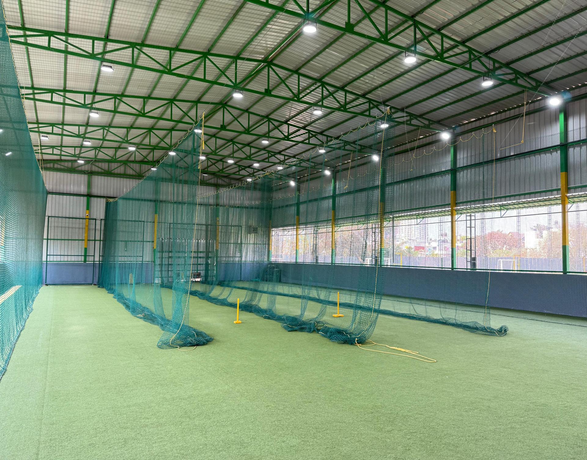 Indoor centre — full panoramic