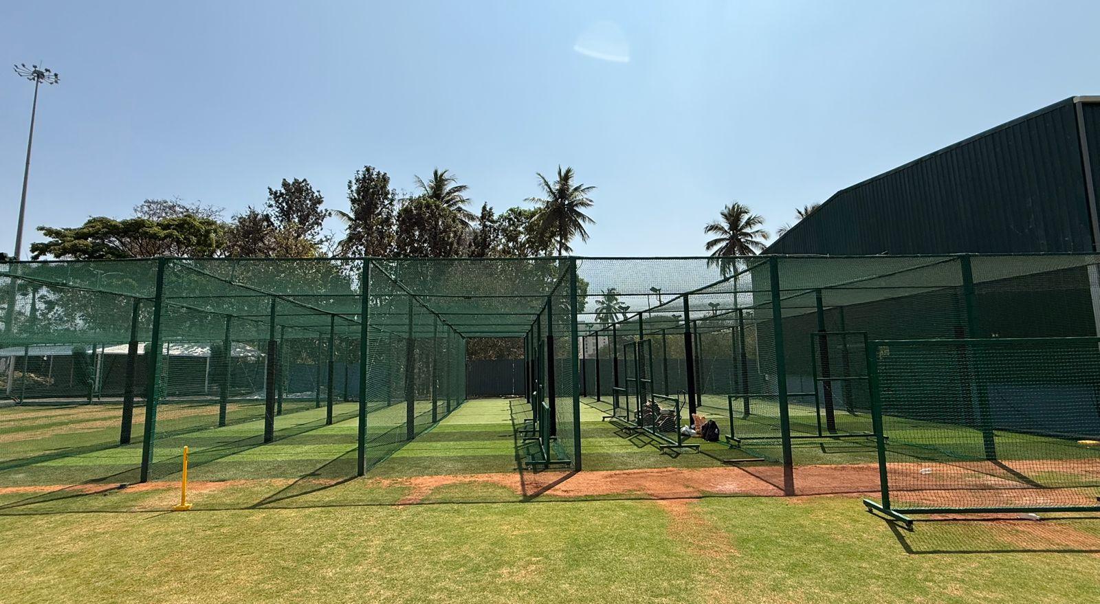 Indoor centre — structural frame